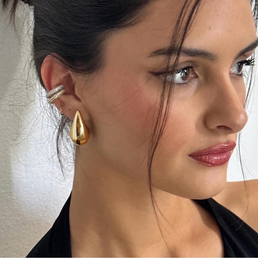 18k Gold Plated *Water Drop Stud* Earrings
